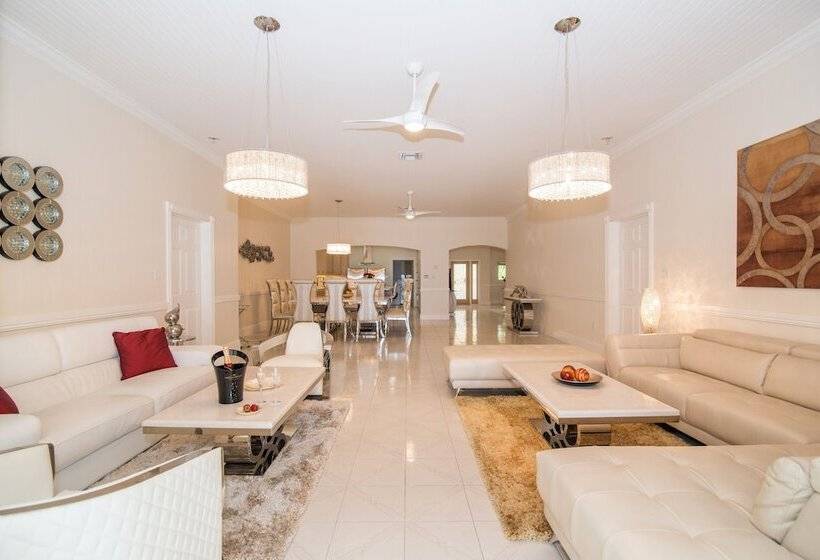 Sprat Bay Luxury Villa