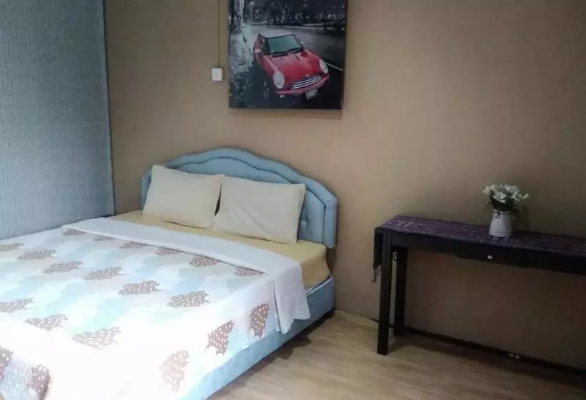 هاستل Spot On 89953 Marco Polos Kenyalang