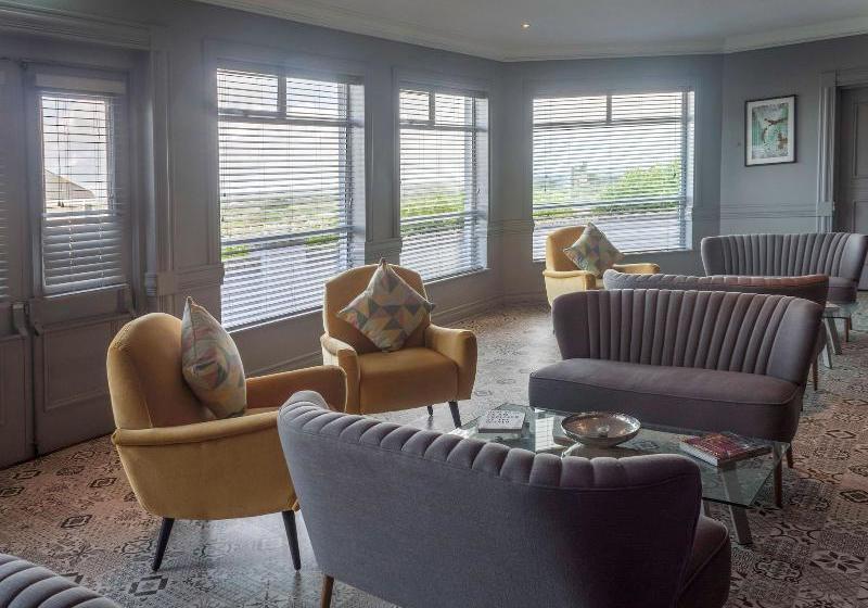 فندق فئة نجمة واحدة Coast Kilmore Quay