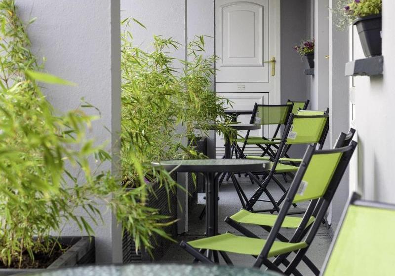 فندق فئة نجمة واحدة Coast Kilmore Quay