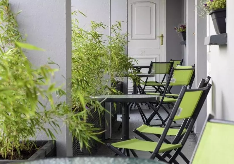 簡易ホテル Coast Kilmore Quay