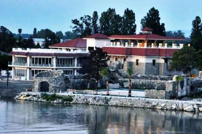 Отель Palm Beach