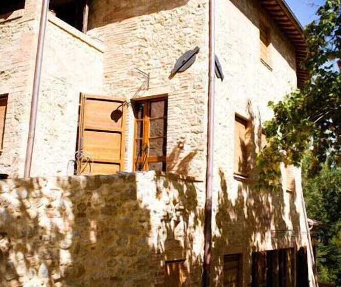 Сельский отель Agriturismo Fonteleccino