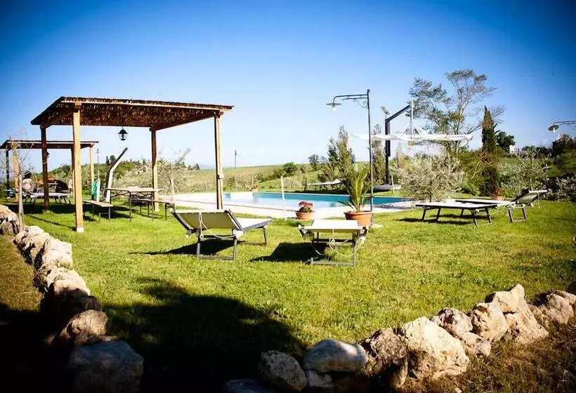 هتل روستایی Agriturismo Fonteleccino