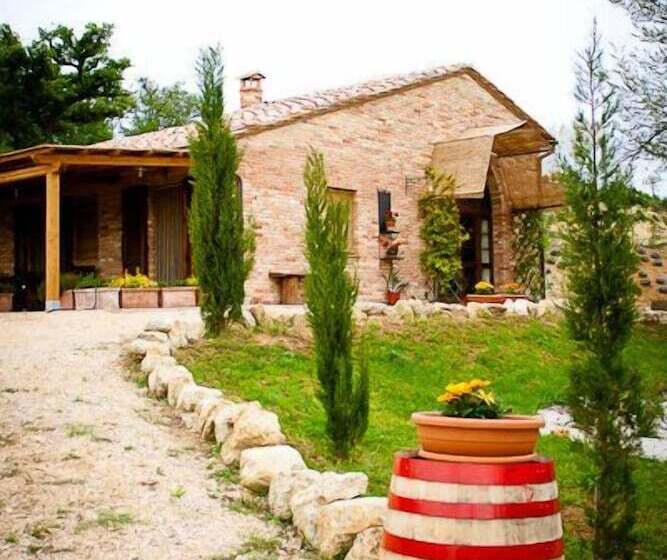 Сельский отель Agriturismo Fonteleccino