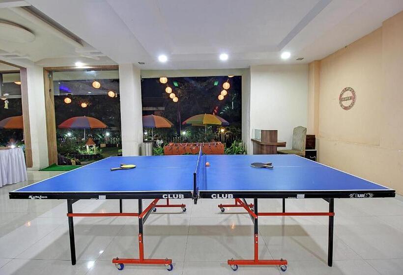 ホテル Sterling Panchgani