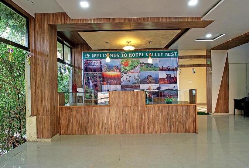 ホテル Sterling Panchgani