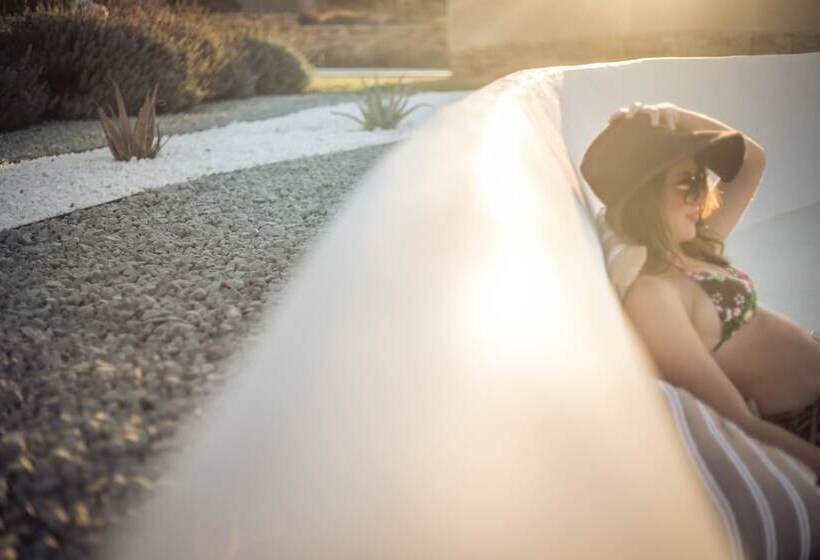 Naxos Euphoria Suites