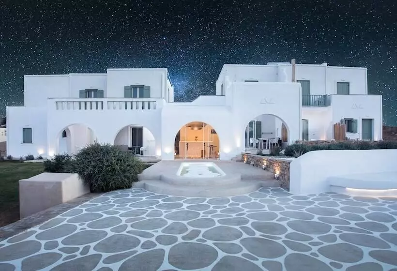 Naxos Euphoria Suites