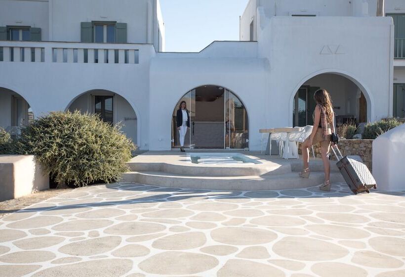 Naxos Euphoria Suites