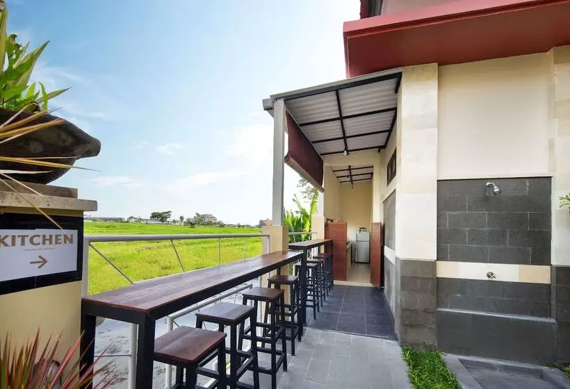 پانسیون Canggu Bona Kubu By Kamara