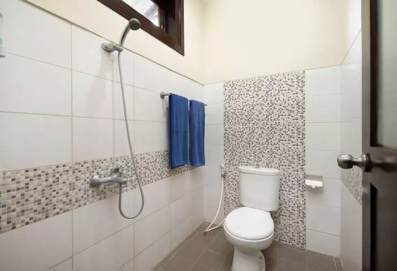 پانسیون Canggu Bona Kubu By Kamara