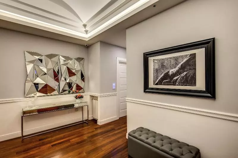 پانسیون La Foresteria Luxury Suites