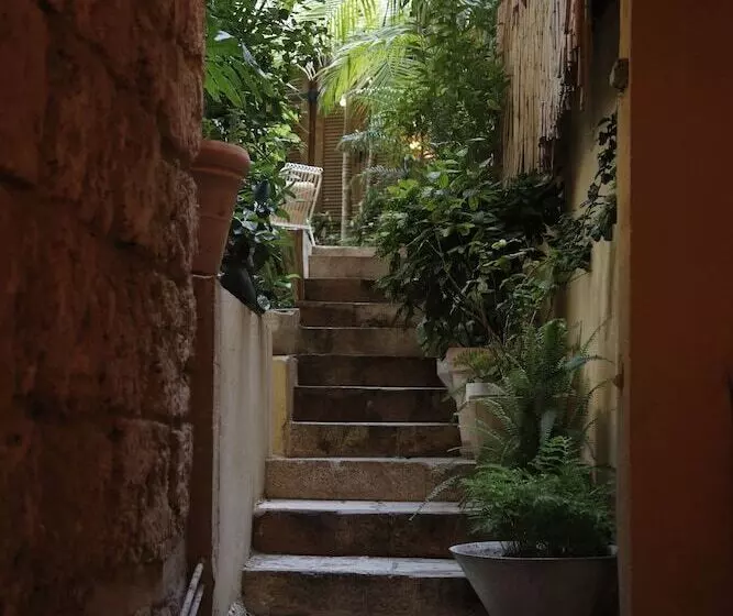پانسیون Beyt Mar Mikhael