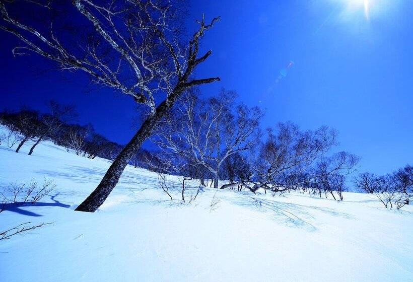 פנסיון Yuzawa Ski House