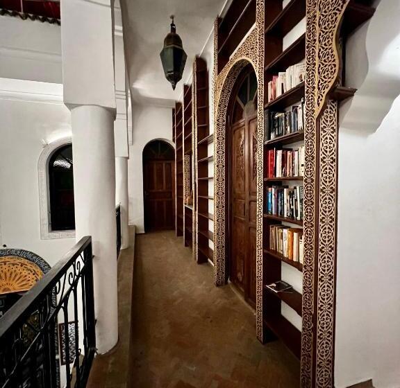 هاستل Funky Fes