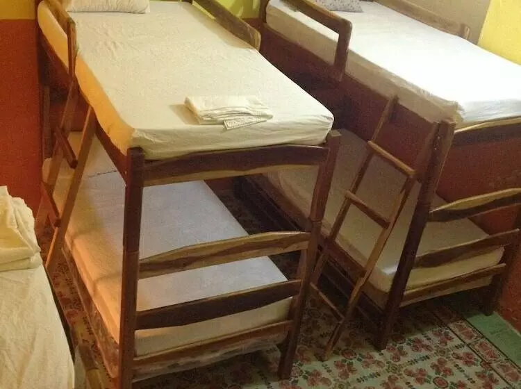 Hostal Casa Allende   Hostel