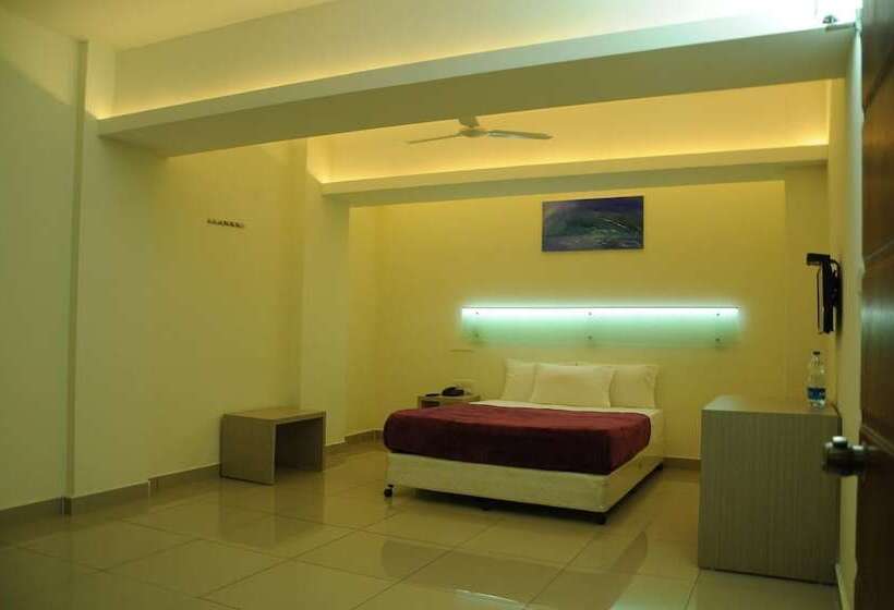 Hotel Cinnamon Residency