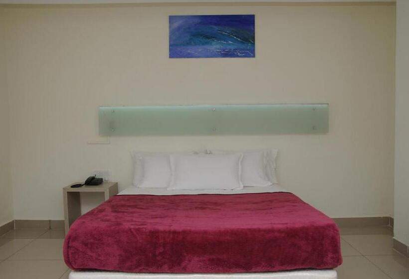 Hotel Cinnamon Residency