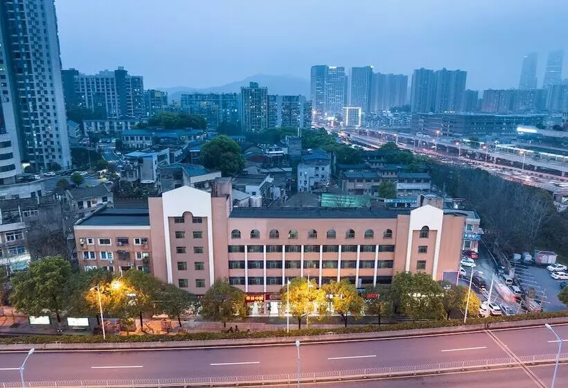 Kaiserdom Chain Hotel Changsha West Bus Station