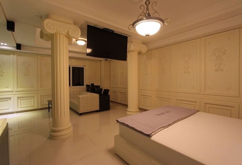 בית מלון כפרי Lee