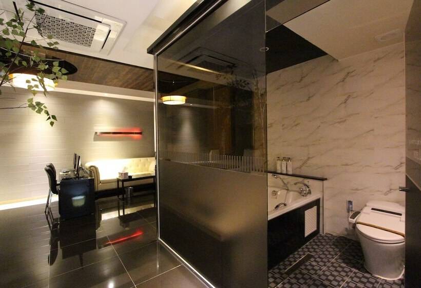 בית מלון כפרי Lee