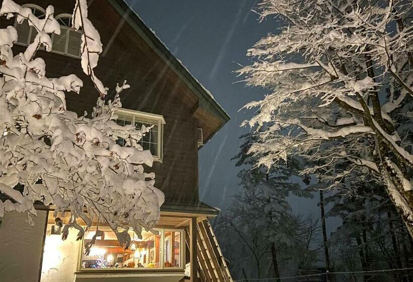 Szálloda Pension Razteca