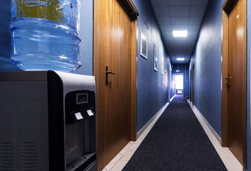 Отель Petropolis