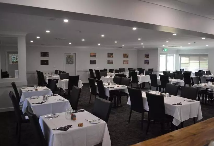 Motelli Bushman S Motor Inn