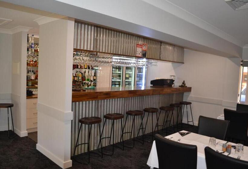 汽车旅馆  Bushman S Motor Inn