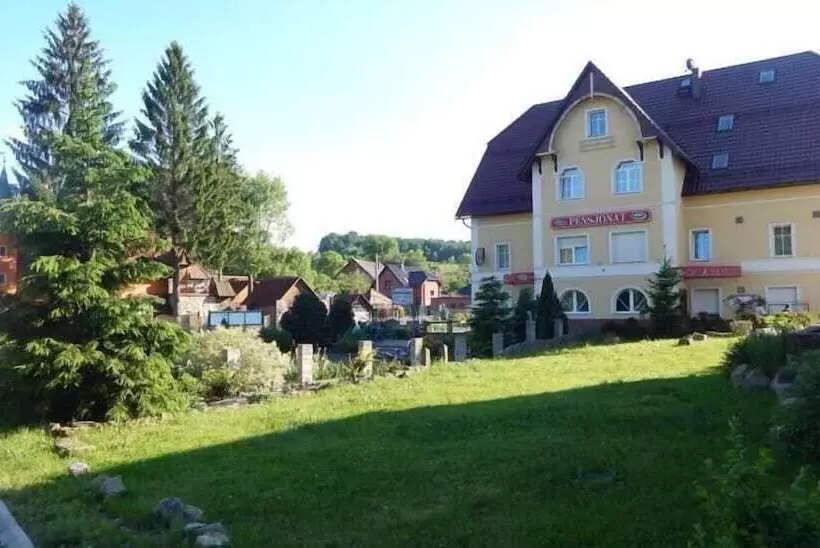 Majatalo Dom Gościnny Gerus