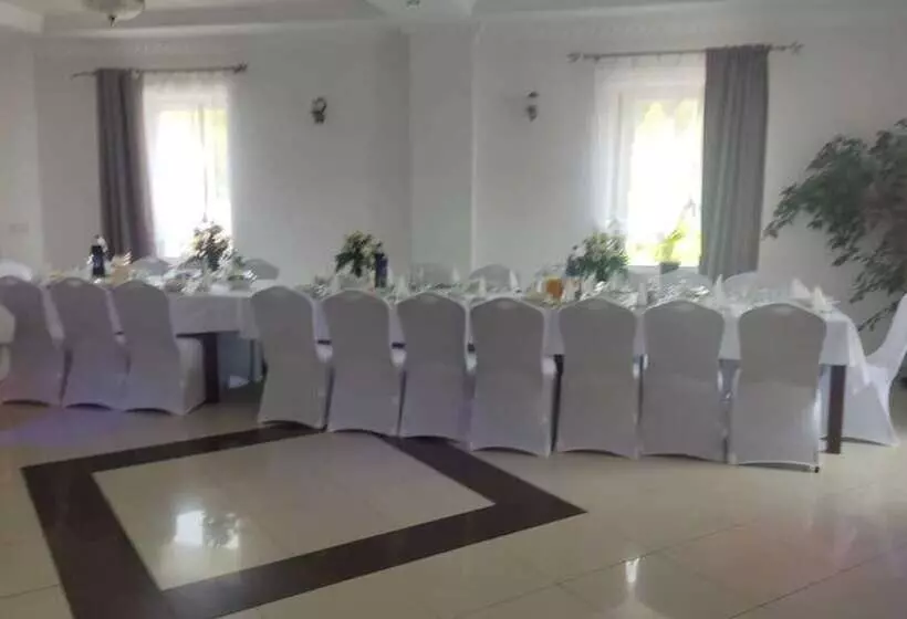 Majatalo Dom Gościnny Gerus