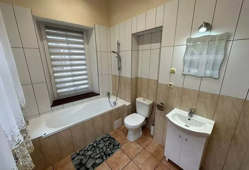 Majatalo Dom Gościnny Gerus