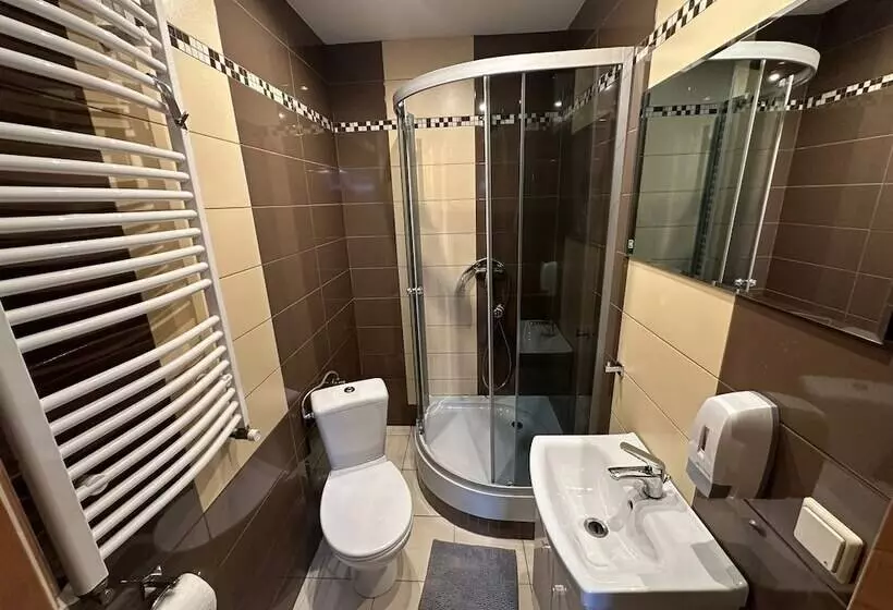 Majatalo Dom Gościnny Gerus