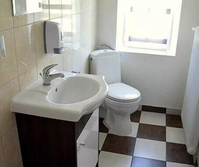 Majatalo Dom Gościnny Gerus