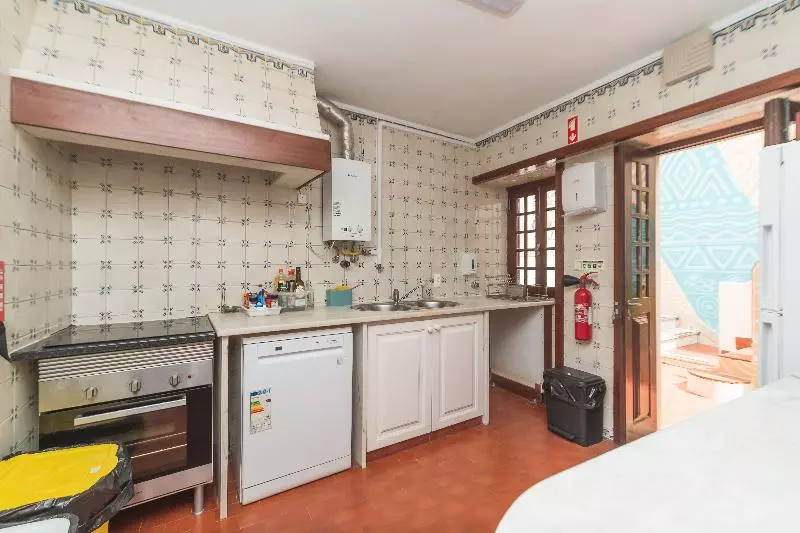 Majatalo WOT Ericeira Lodge