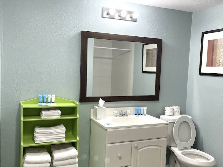 Annie Oakley Motel Oakley