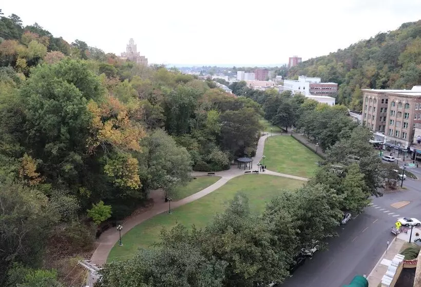 Arlington Resort Hotel & Spa