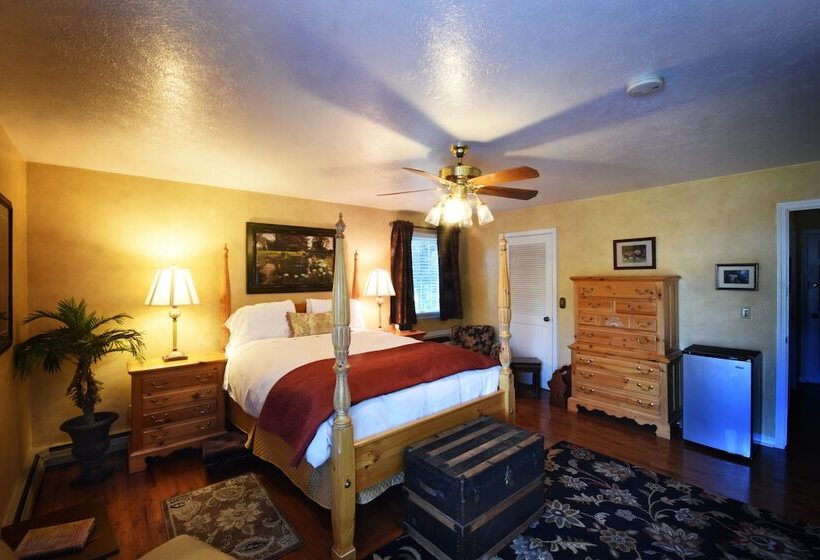 Bad Rock Bed And Breakfast Inn