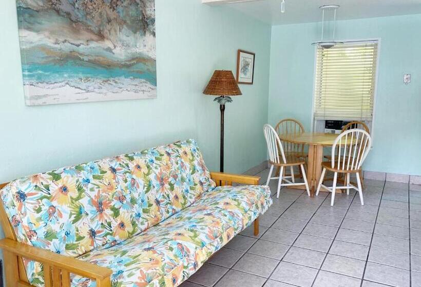 فندق Alexander Palms Court No Hidden Resort Fees!