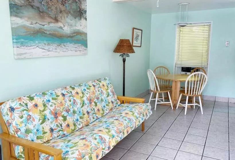 호텔 Alexander Palms Court   No Hidden Resort Fees!