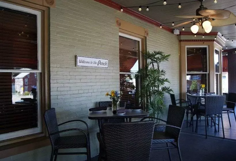 호텔 Altland House Inn & Suites