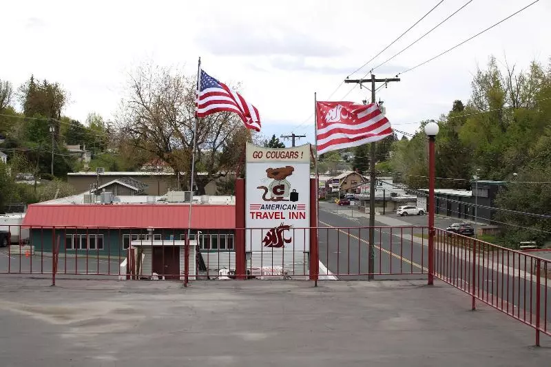 هتل American Travel Inn