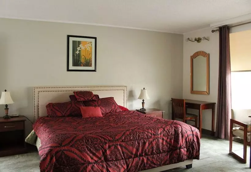 هتل American Travel Inn