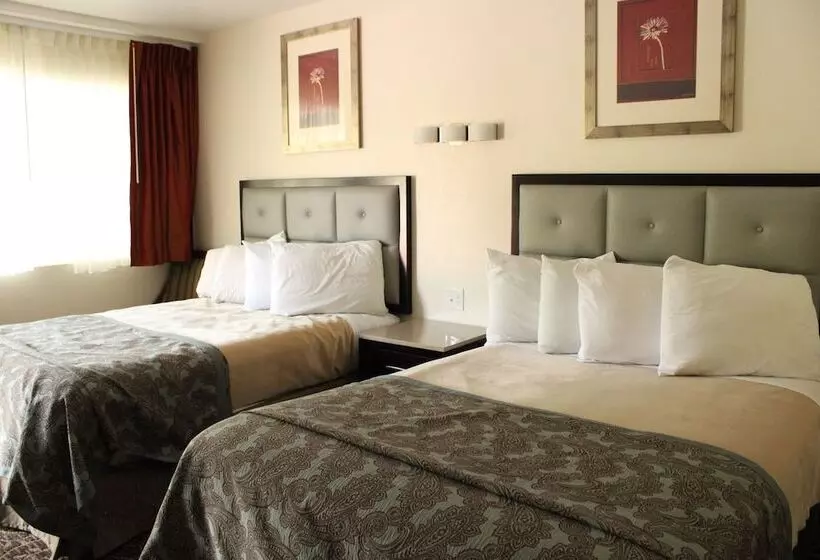 هتل American Travel Inn