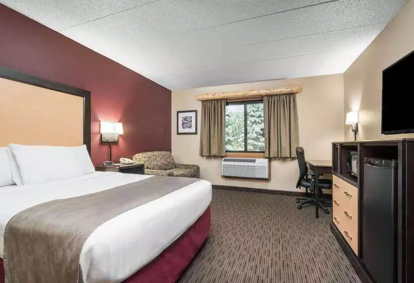 Отель Americinn By Wyndham Detroit Lakes