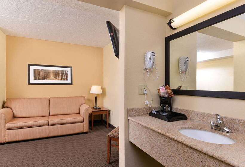 酒店 Americinn By Wyndham Fergus Falls  Conference Center