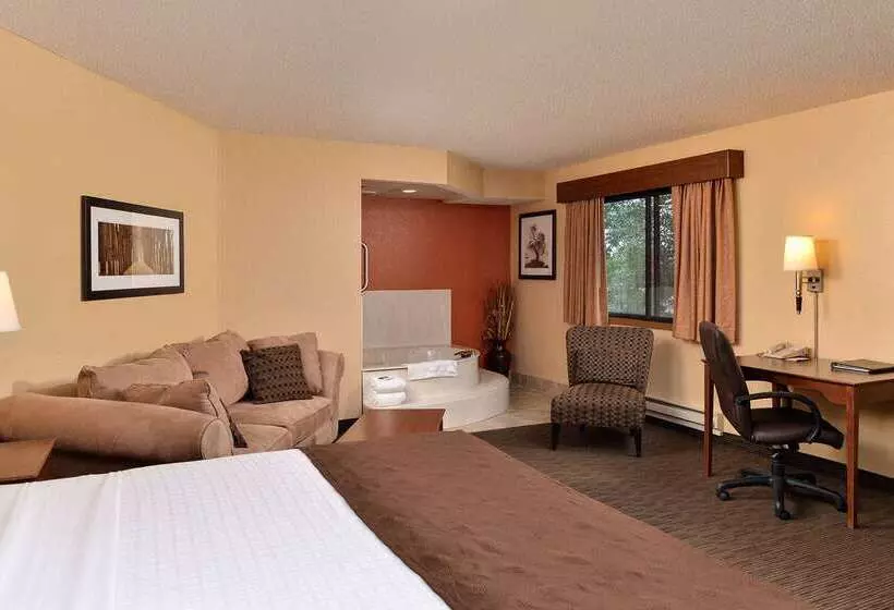 ホテル Americinn By Wyndham Fergus Falls Conference Center