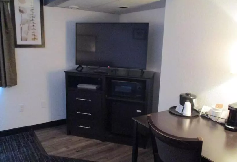 Отель Americinn By Wyndham Hayward