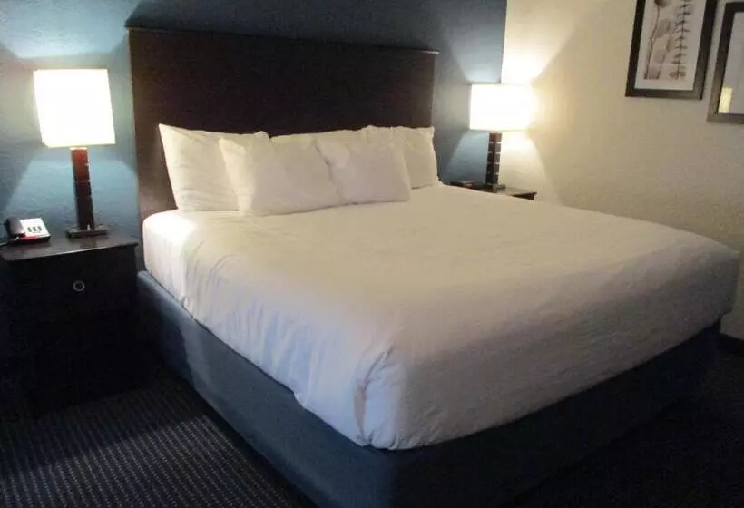 Отель Americinn By Wyndham Hayward